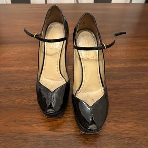 Ysl Patent leather platform heel size 38